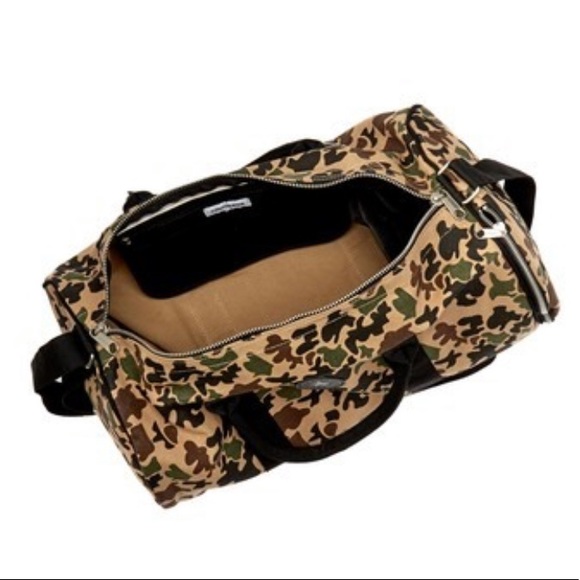 NWT Chuck Duffel Bag Navy Camo AUTHENTIC - Picture 7 of 8